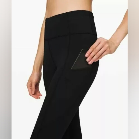 Lululemon Asian Fit Fast and Free High-Rise Tight 24" Leggings Size 6 - Picture 5 of 12